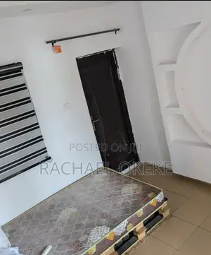 Female Shared Apartment