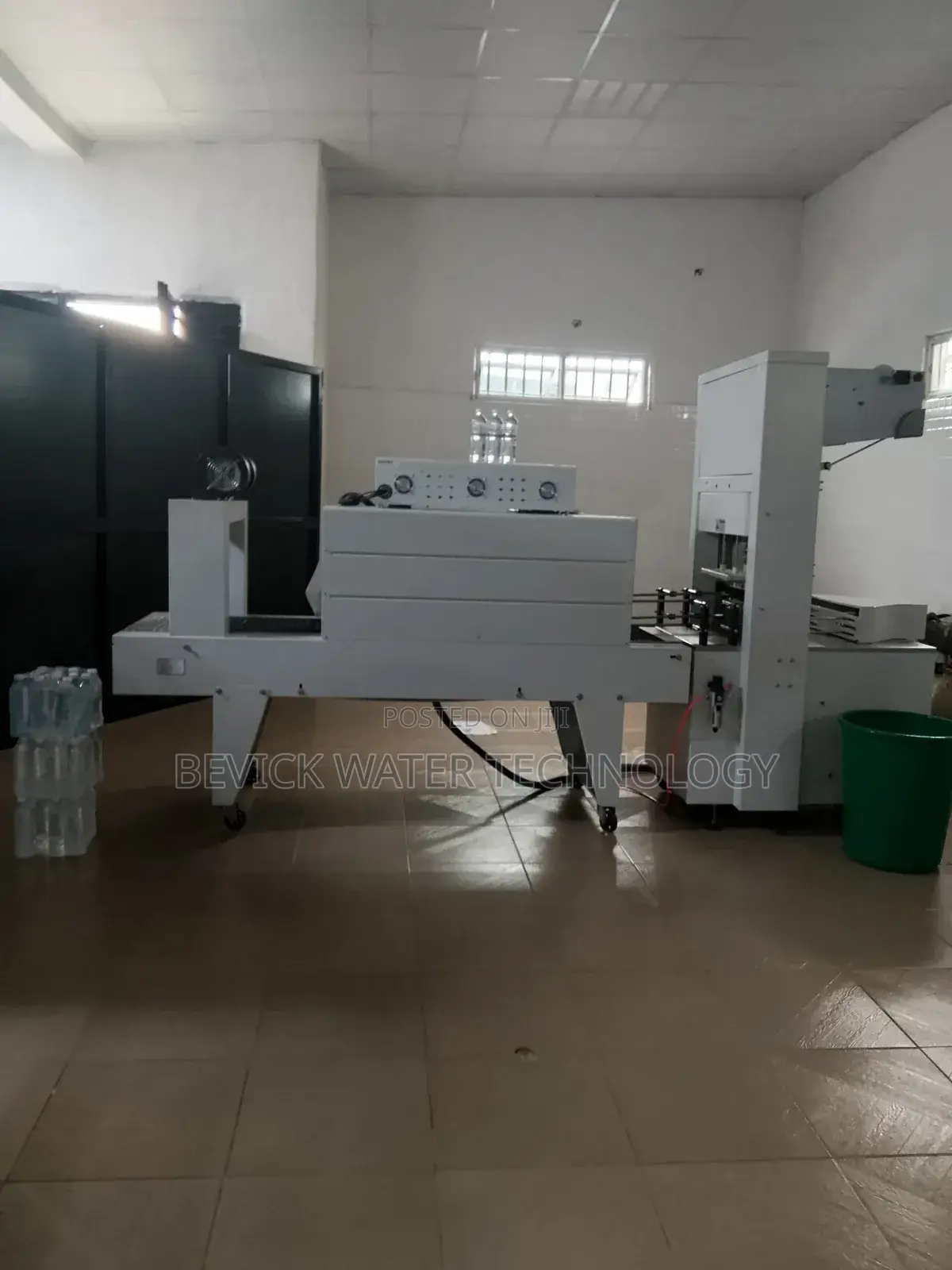 Shrink Wrapper Machine for Bottle Water Drinks
