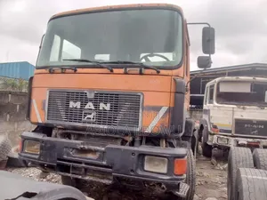 Man 12tyres Cap and Chassis
