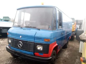 Mercedes-Benz T2 1994 Blue