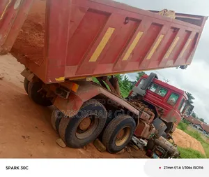 10 Tyres Iveco Straight Engine Tipper for Sale