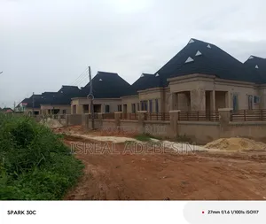 Furnished 4bdrm Apartment in Cooperative Estate, Alimosho for sale