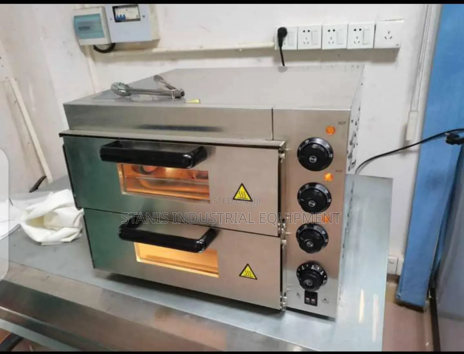 Electric Pizza Oven