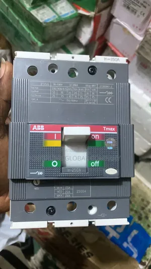200amps 4 Pole Breaker for Electrical Purposes Get Today From Powerli