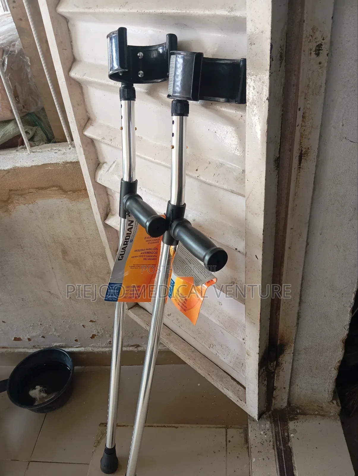 Elbow Crutches