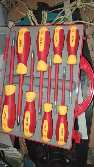 Screw Driver for Electrical Purposes Get From Powerline Global Company