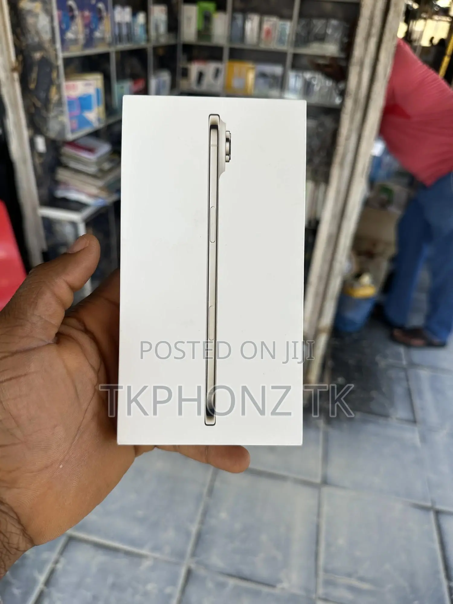 New Apple iPhone Air 256 GB Gold