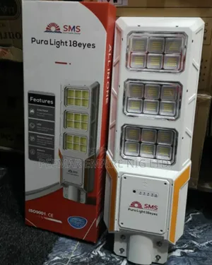 Solid Classic Original 18 Eyes SMS Street Light With 1 Year Warranty