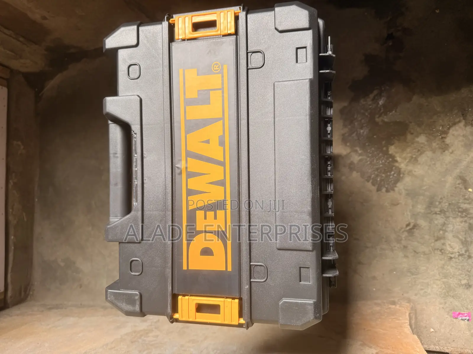 Dewalt 16lines Laser Level With Tripod
