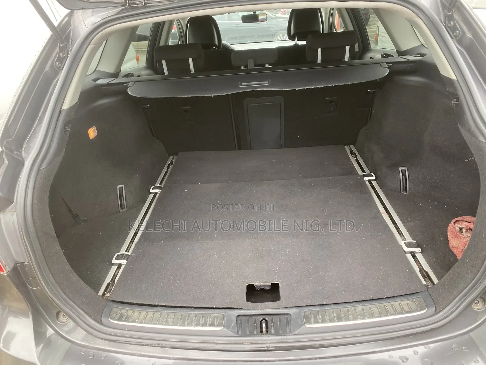 Toyota Avensis 2014 Gray