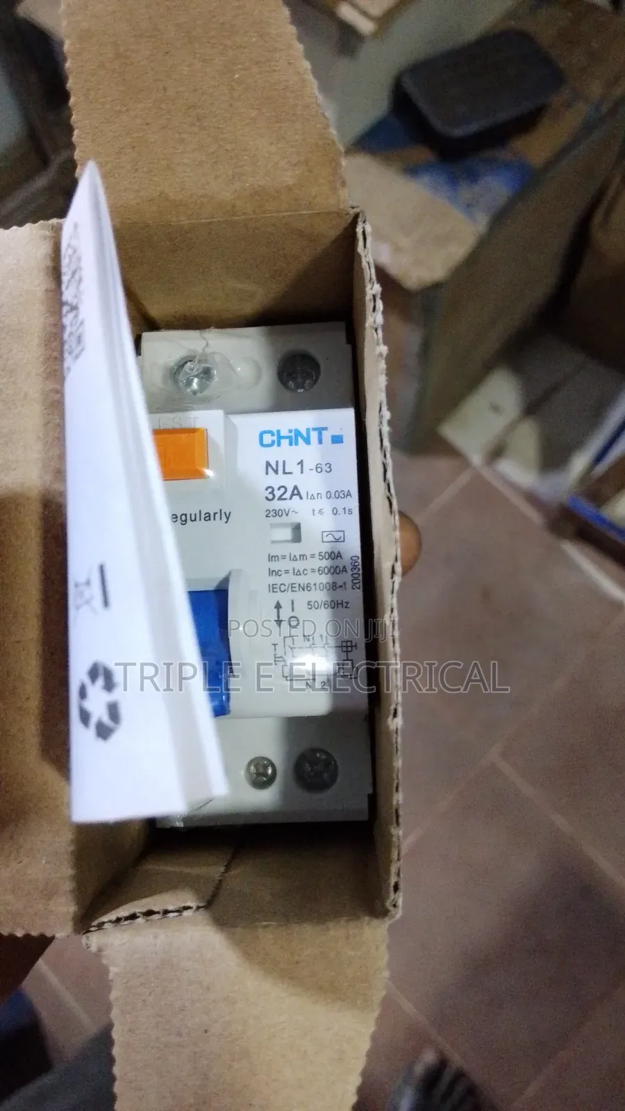 32 Amp  Original Breaker
