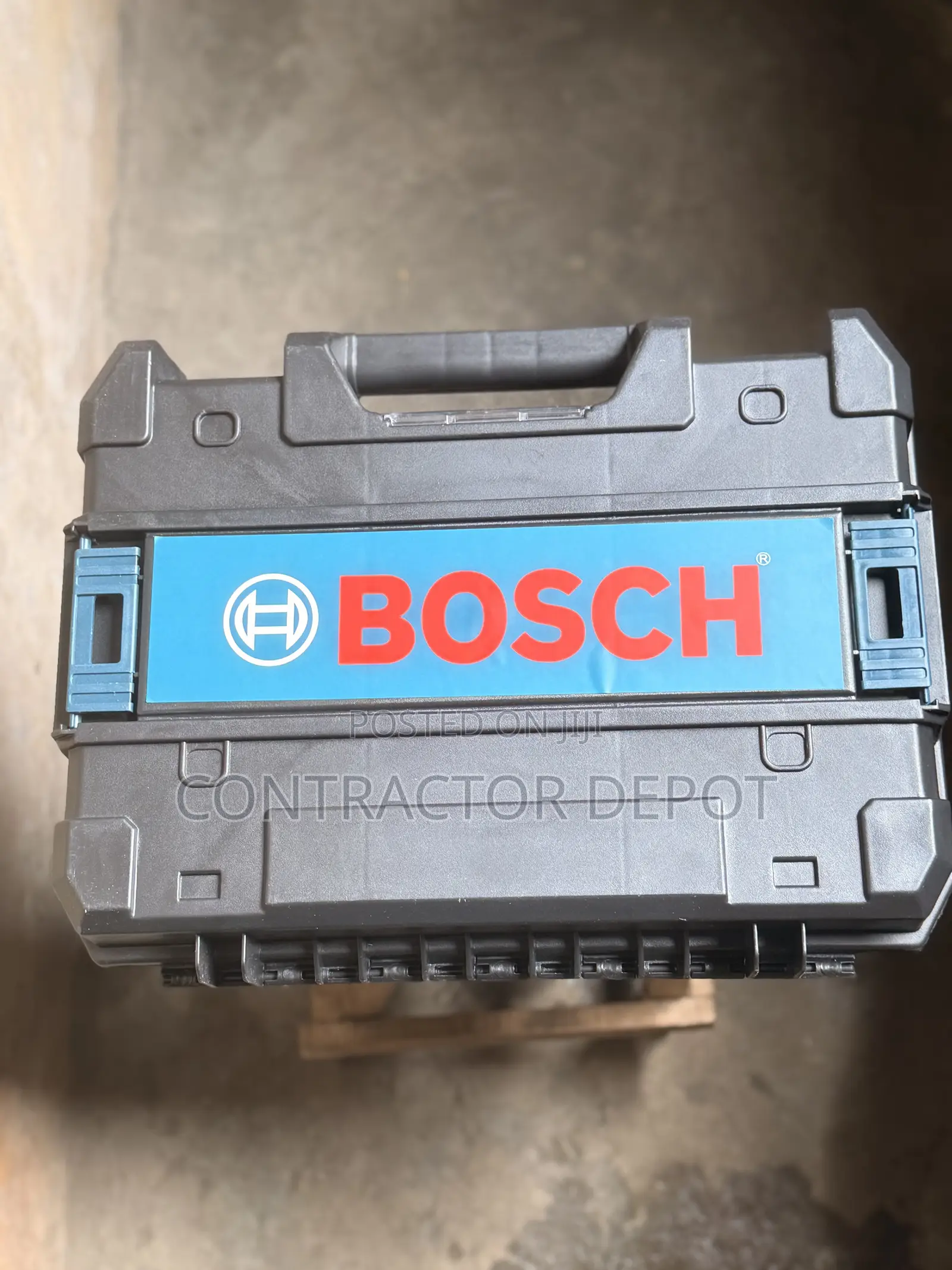 Bosch 16 Line Laser Level Kit