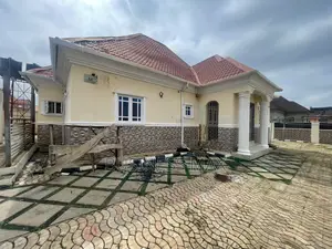 3bdrm Bungalow in Living Church, Lugbe District for rent