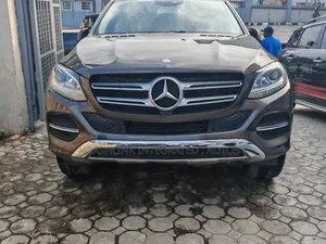 Mercedes-Benz GLE-Class GLE 350 2016 Brown