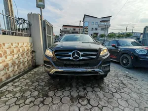 Mercedes-Benz GLE-Class GLE 350 2016 Brown