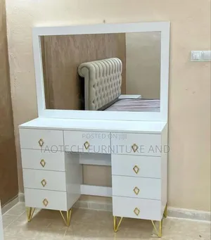 Standard Dressing Mirror