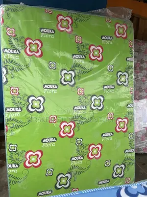 6 by 4.5 X 8 Inches Mouka Flora Mattress 75 X 54 X 8