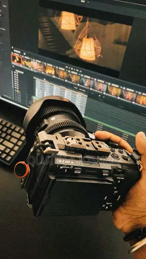 Sony Fx30 and Sony 18-105mm G Lens