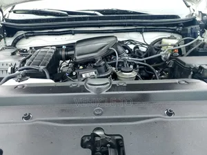 Toyota Land Cruiser Prado 2024 White