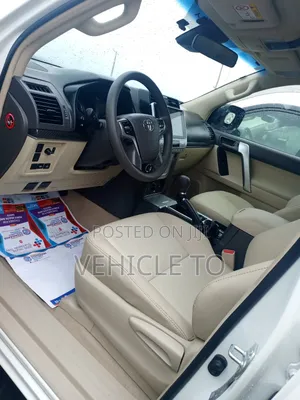 Toyota Land Cruiser Prado 2024 White