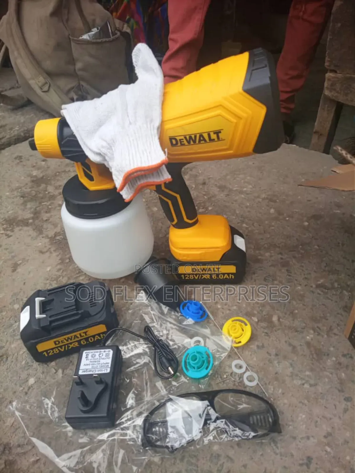 Dewalt Durable Cordless Paint Spray