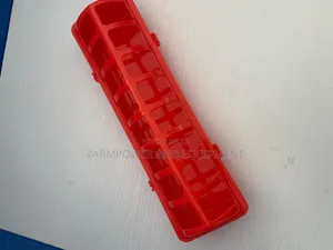 Small Fliptop Chick Feeder