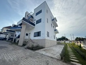 4bdrm Townhouse / Terrace in Asokoro for rent