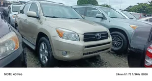 Toyota RAV4 2008 Gold