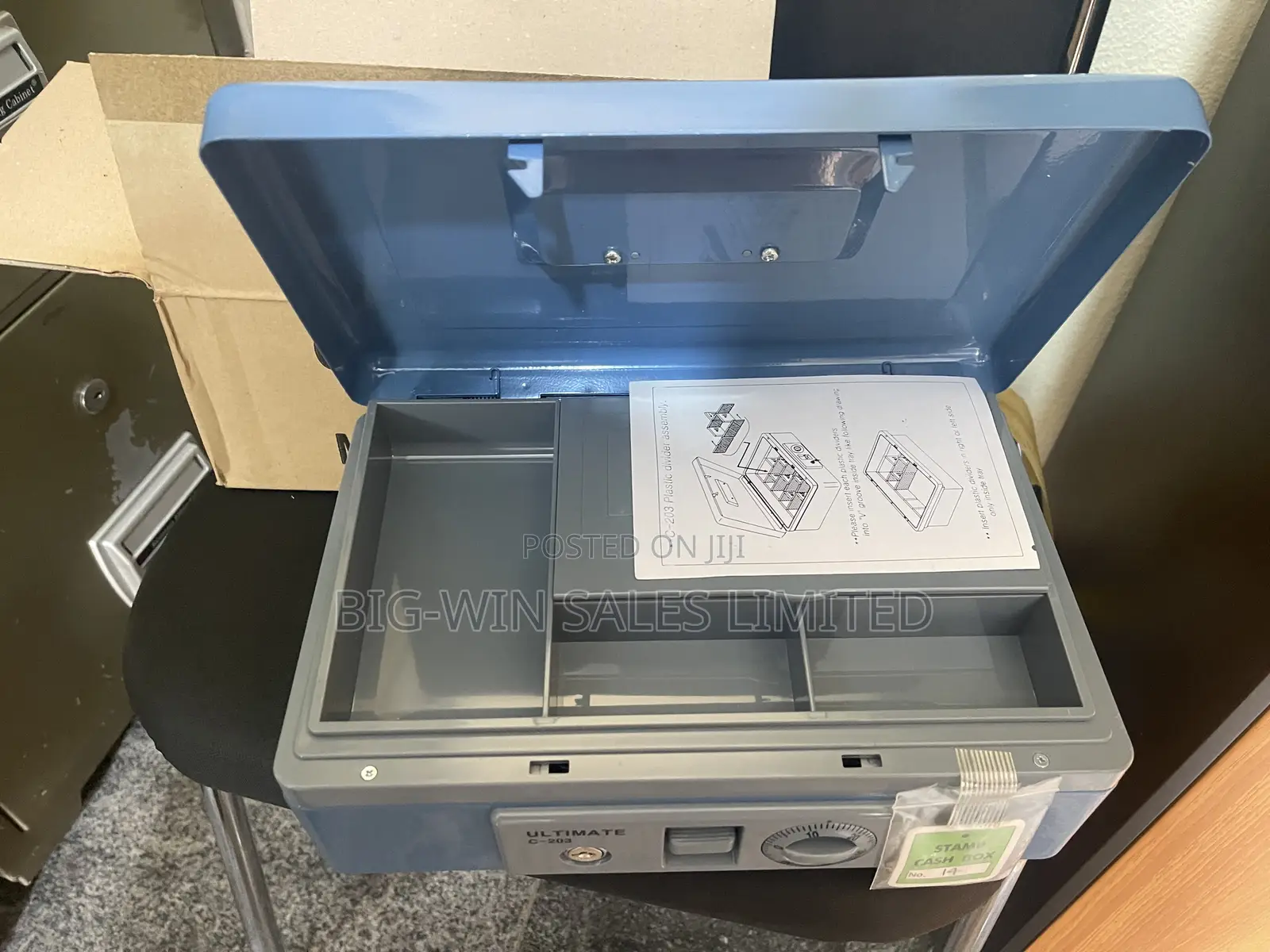 Metal Cash Box
