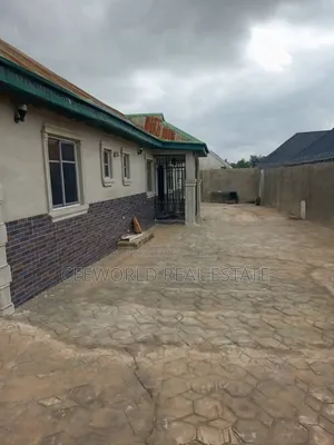 2bdrm Block of Flats in Ogeroju Street Bako, Apata for sale