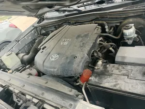 Toyota Tacoma Double Cab V6 Automatic 2011 Silver