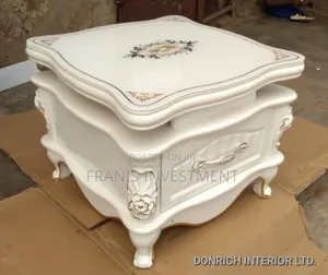 Royal Table Side
