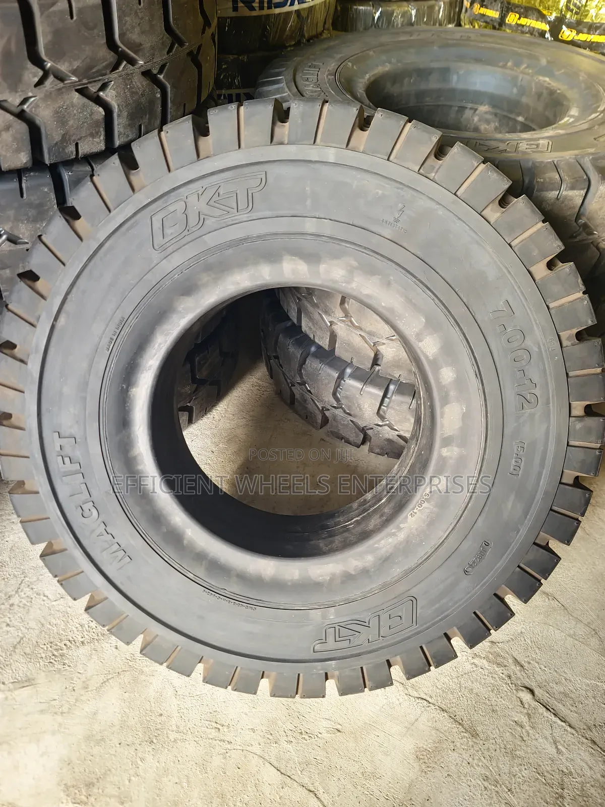 7.00-12 BKT Solid Forklift Tyre