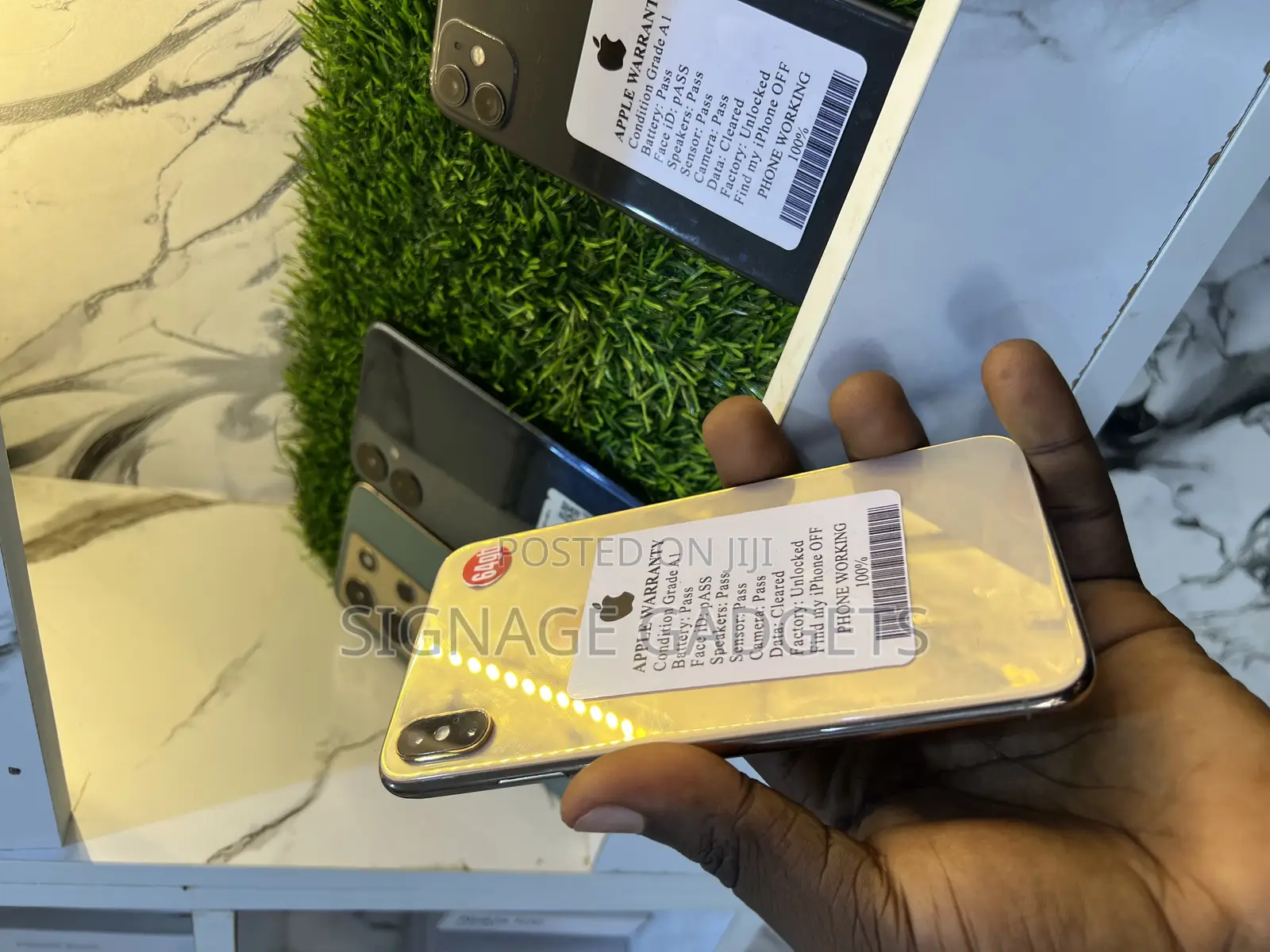 Apple iPhone XS Max 64 GB Gold