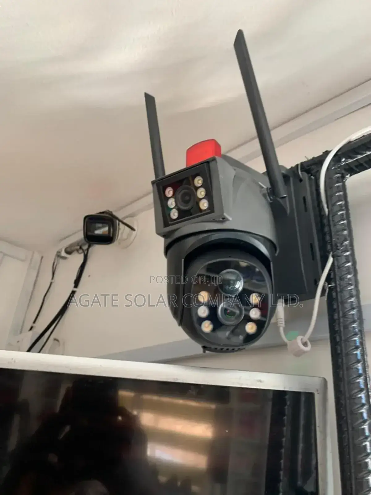 Dual Solar Ptz Security Camera 24/7 Surveillance