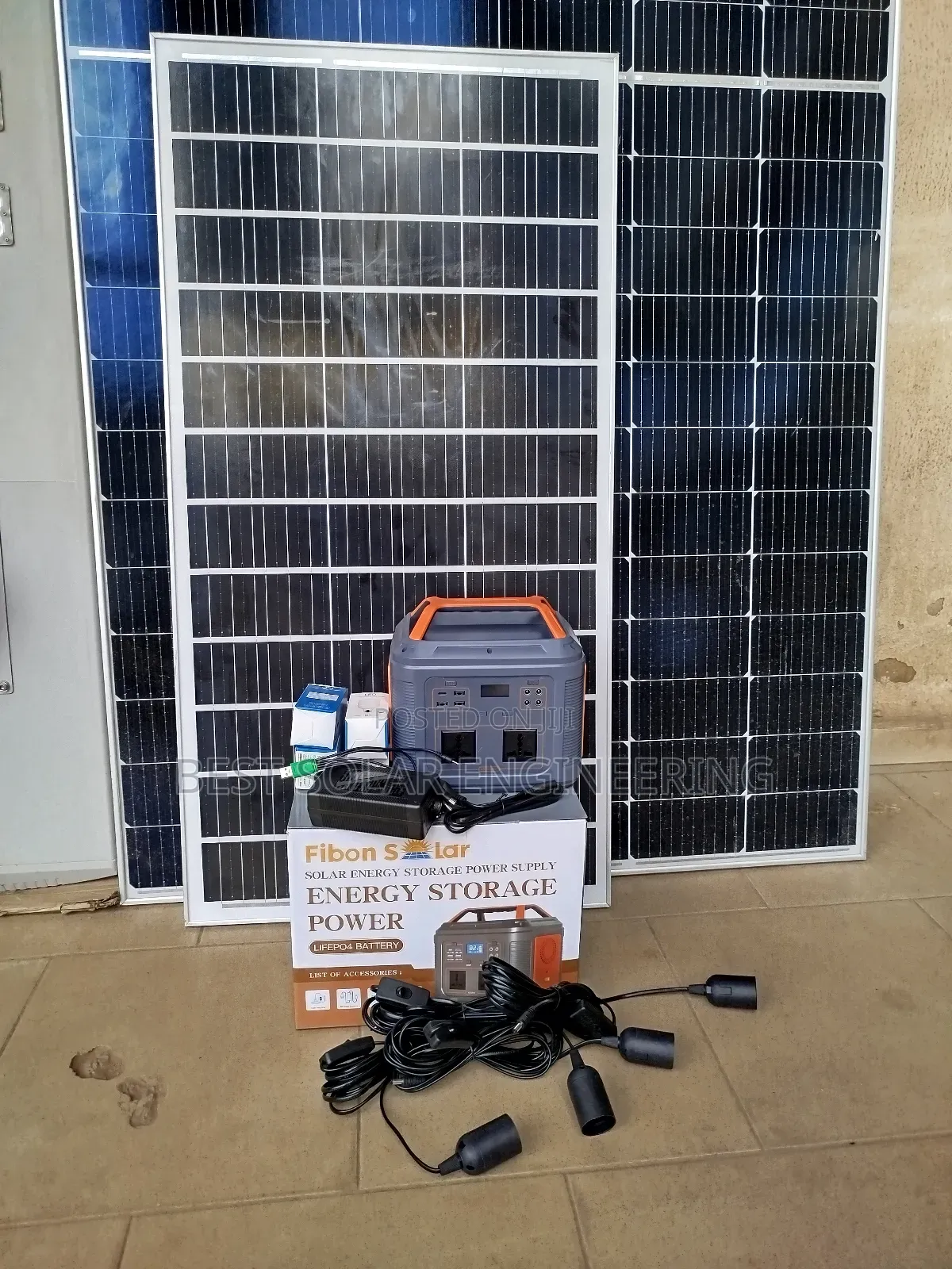 550w Solar Generator With 150w Solar Panel