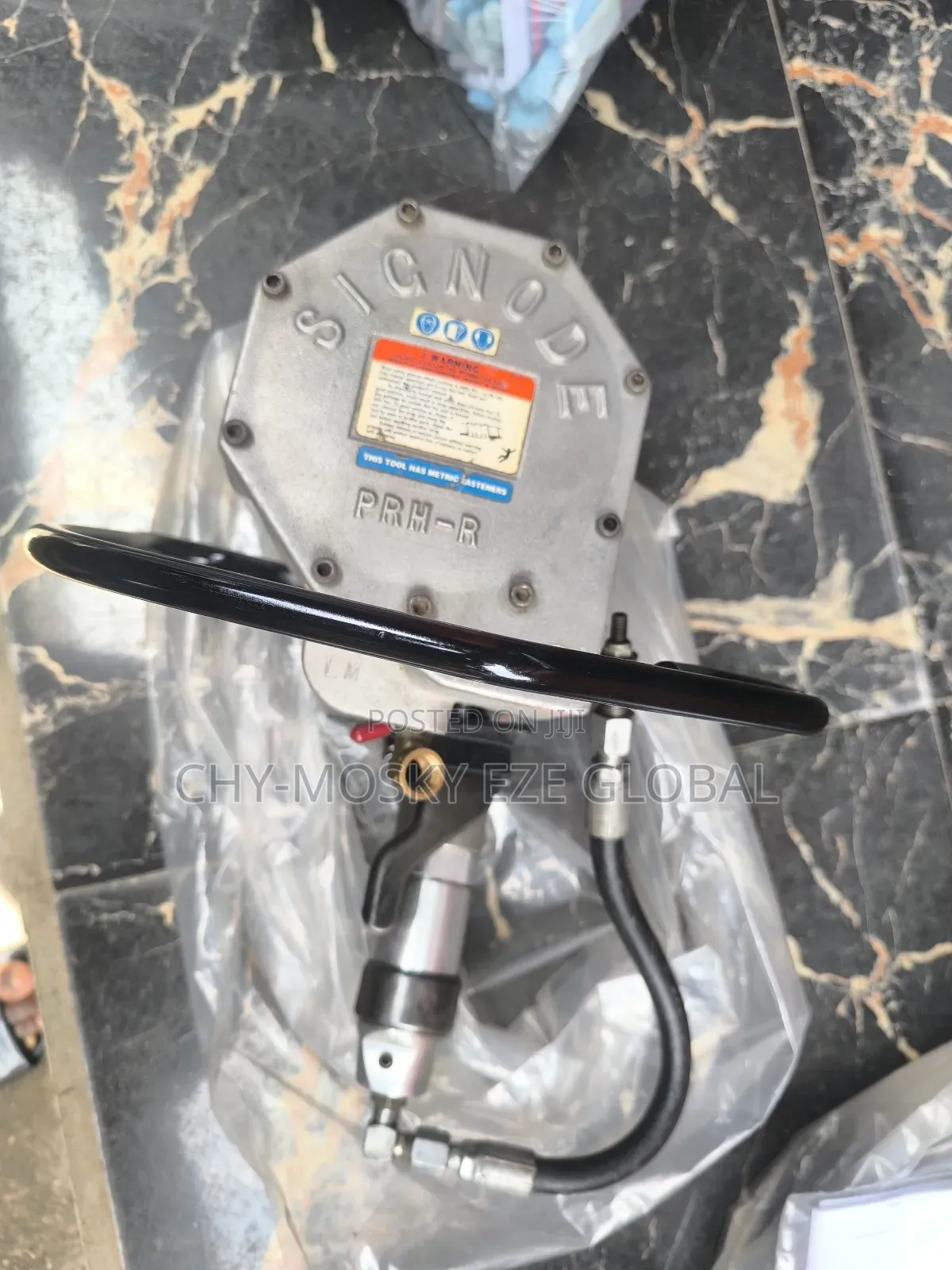 Pneumatic/Air 11⁄4" Strapping Machine/Tools (Signode)