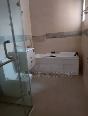 4bdrm Duplex in Harris Drive Vgc for rent