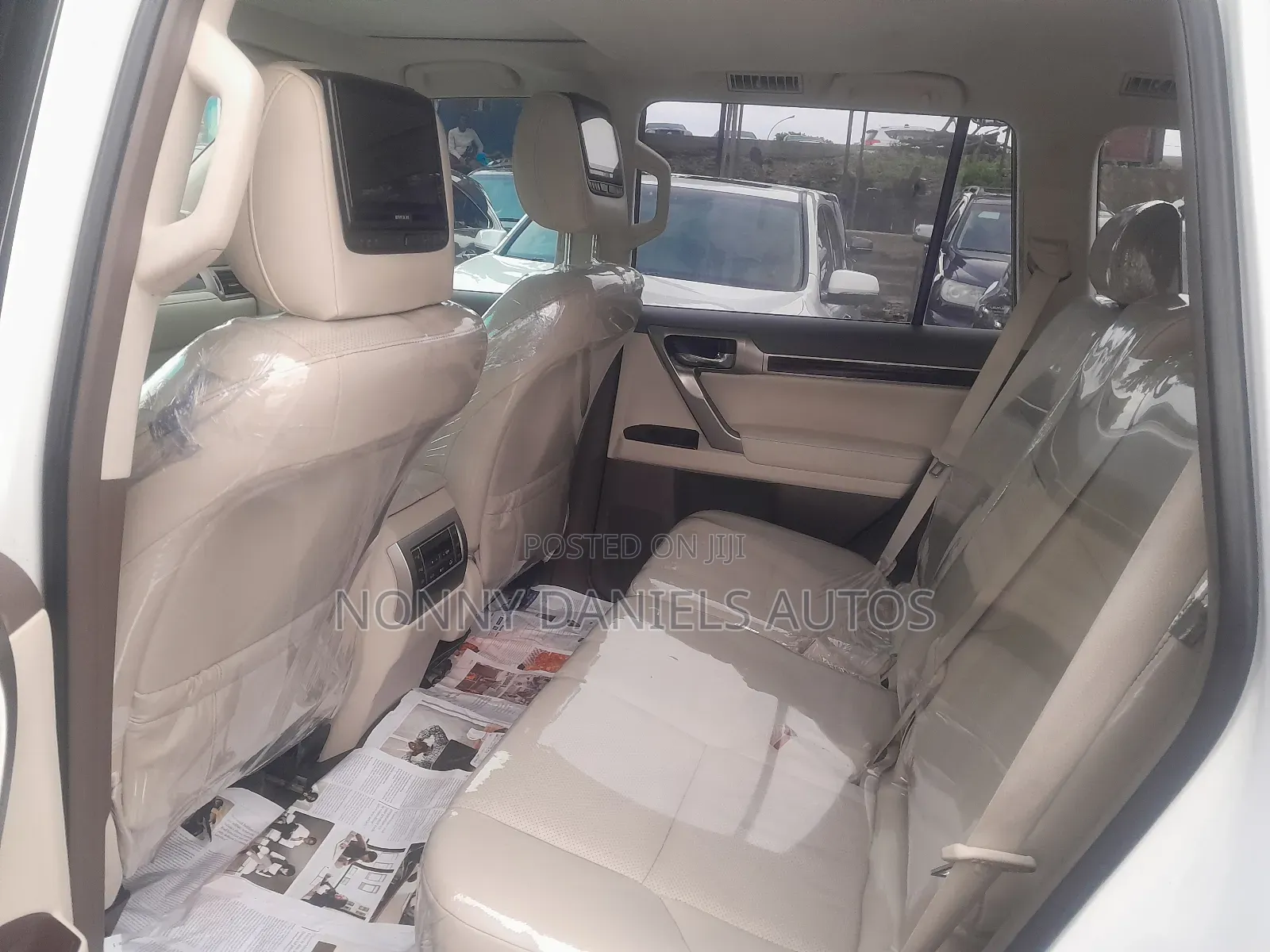 Lexus GX 460 Luxury 2016 White