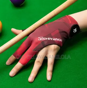 Billiards  Snooker Gloves