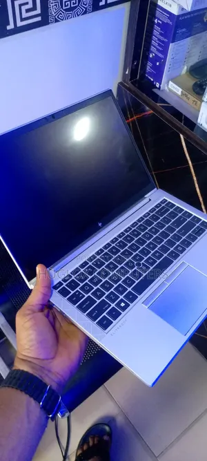 Laptop HP EliteBook 840 G8 16GB Intel Core i5 SSD 512GB