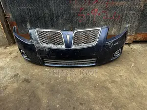 Complete Front Bumper Pontiac Vibe 2009/2010
