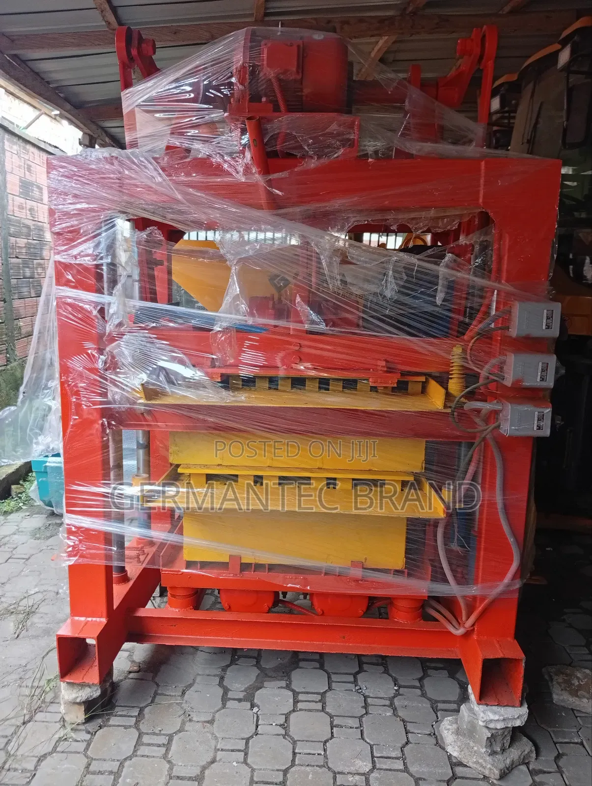 Block Moulder And Interlocking