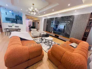 Beautiful Waterfront 3bedroom Apartment