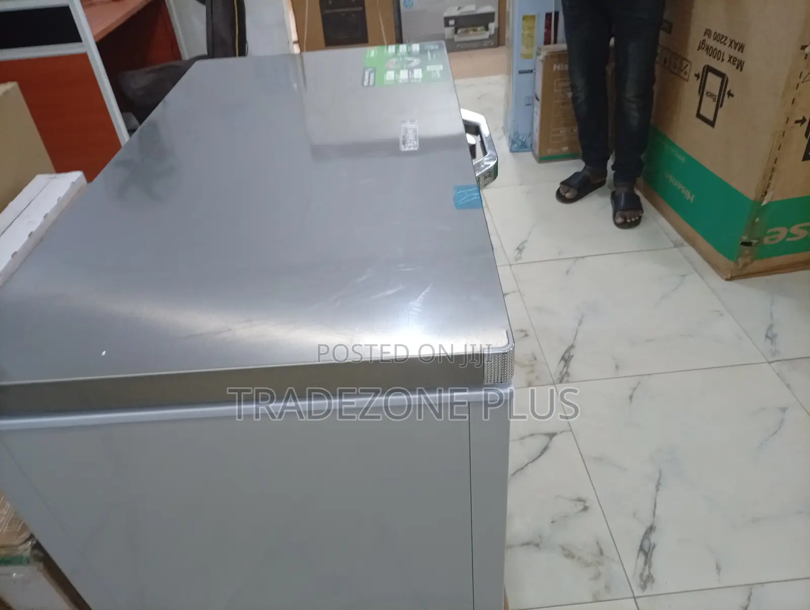 Energy-Efficient Scanfrost 300l Freezer
