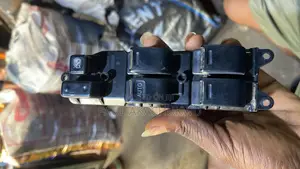 Power Window Switch Control for Corolla 05