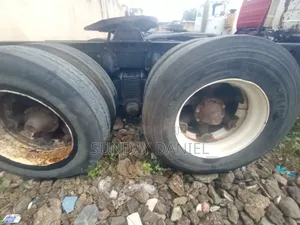Mack Rd Trailer Head Tokunbo