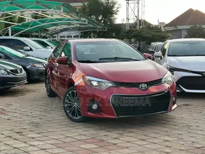Toyota Corolla S Premium 4dr Sedan (1.8L 4cyl CVT) 2015 Red