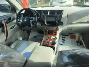 Toyota Highlander Limited 3.5L 2WD 2013 Blue