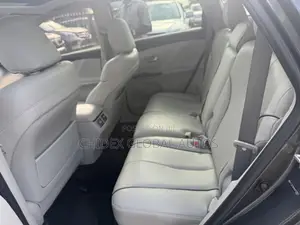Toyota Venza V6 AWD 2010 Gray